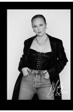 MOLLY QUINN for Viewties Magazine, December 2021