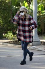 MOLLY SIMS Leaves a Friend