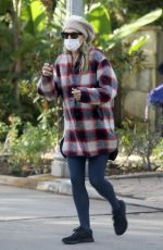 MOLLY SIMS Leaves a Friend