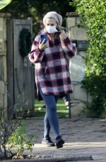 MOLLY SIMS Leaves a Friend