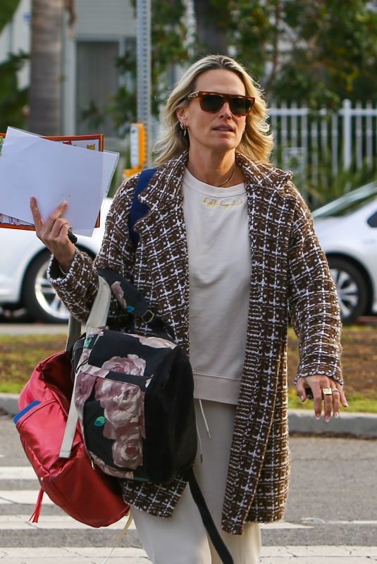 MOLLY SIMS Out in Santa Monica 12/15/2021