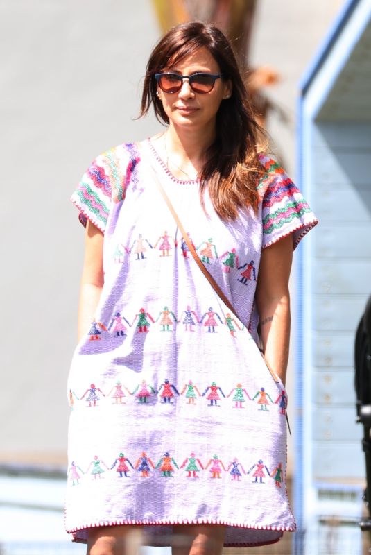 NATALIE IMBRUGLIA Out and About in Sydney 12/20/2021