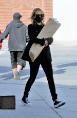 NICOLE RICHIE and Joel Madden Out Shopping in Los Angeles 12/20/2021
