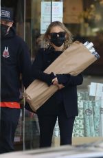 NICOLE RICHIE and Joel Madden Out Shopping in Los Angeles 12/20/2021