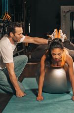 NICOLE SCHERZINGER Workout with a Personal Trainer at How to Build a Bigger Booty Exercise Session in Los Angeles 12/19/2021
