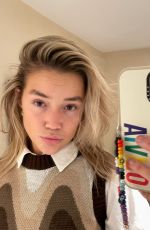 OLIVIA PONTON - Instagram Photos 12/19/2021