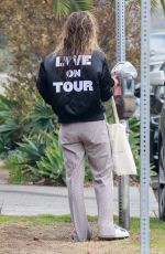 OLIVIA WILDE Out for Lunch at a Restaurant in Los Feliz 12/07/2021