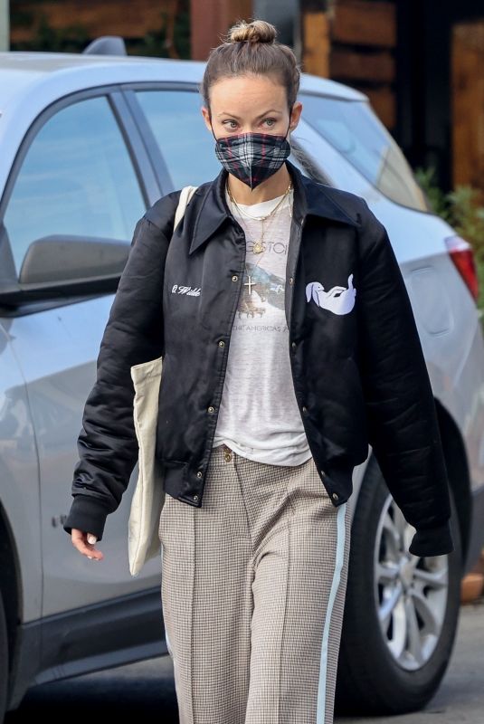 OLIVIA WILDE Out for Lunch at a Restaurant in Los Feliz 12/07/2021
