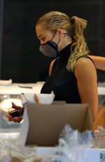 RITA and ELENA ORA at a Grocery Store in Sydney 12/12/2021
