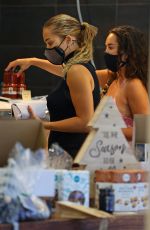 RITA and ELENA ORA at a Grocery Store in Sydney 12/12/2021