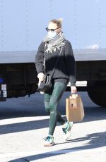 ROBIN WRIGHT Out Picks up Breakfast in Brentwood 12/26/2021