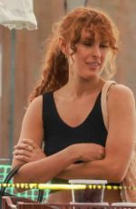 RUMER and SCOUT WILLIS Shopping at Silver Lake Farmers Market 12/11/2021