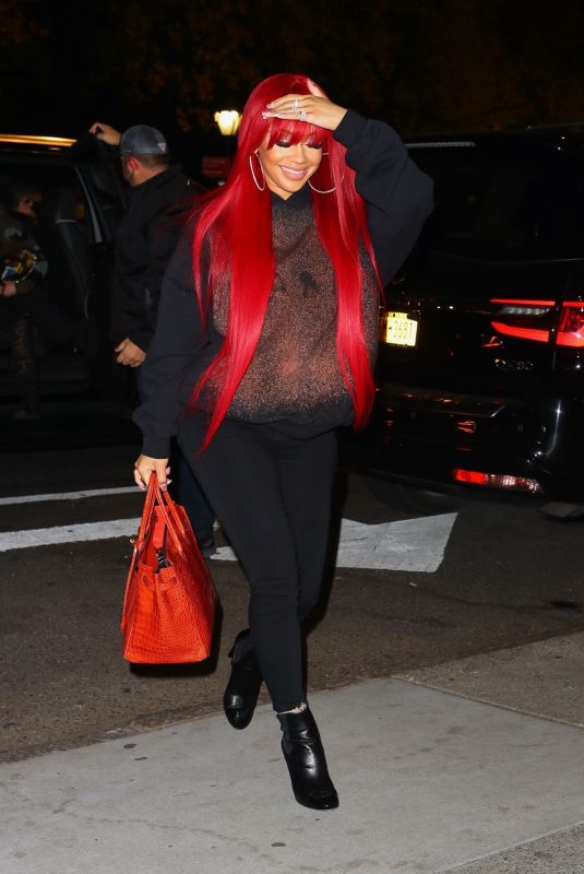 SAWEETIE Shopping at Bergdorf Goodman in New York 12/10/2021