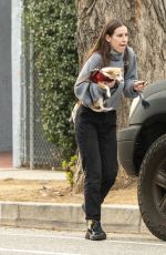 SCOUT WILLIS Out with Her Ddog in Silver Lake 12/06/2021