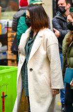SELENA GOMEZ on the Set of Only Murders in the Building in New York 12/06/2021