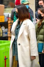 SELENA GOMEZ on the Set of Only Murders in the Building in New York 12/06/2021
