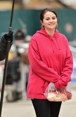 SELENA GOMEZ on the Set of Only Murders in the Building in New York 12/08/2021