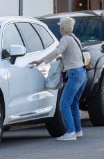 SELMA BLAIR Leaves CVS Store in Studio City 12/21/2021