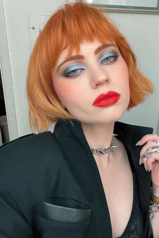 SIERRA MCCORMICK - Instagram Photos 12/16/2021