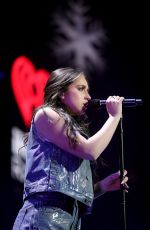 TATE MCRAE at 108 Kiss FM Jingle Ball in Boston 12/12/2021