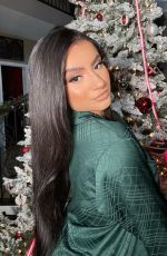 TATI MCQUAY - Instagram Photos 12/27/2021