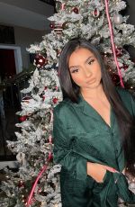 TATI MCQUAY - Instagram Photos 12/27/2021