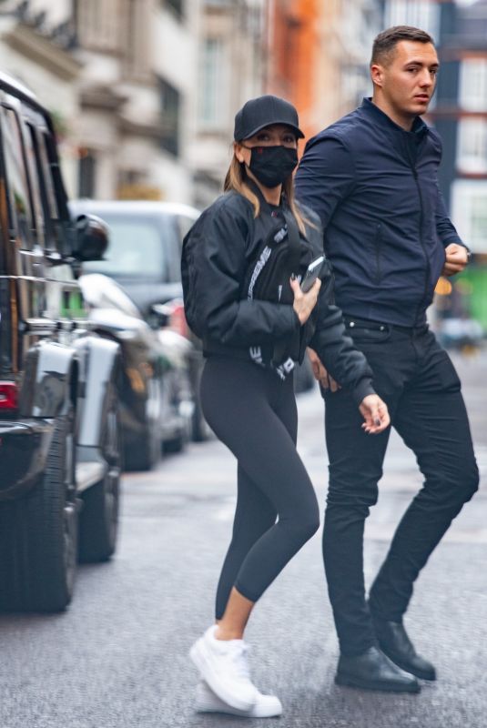 VICTORIA BECKHAM Out Shopping on Dover Street in London 12/03/2021
