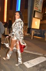 WINNIE HARLOW Arrives at MSG in New York 12/23/2021
