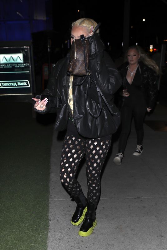 ALABAMA BARKER Arrives at Boa Steakhouse in West Hollywood 01/29/2022