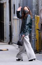 ALANA HAIM Out and About in Los Angeles 01/12/2022