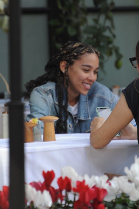 ALEXANDRA SHIPP Out for Lunch with a Friend in Beverly Hills 01/27/2022