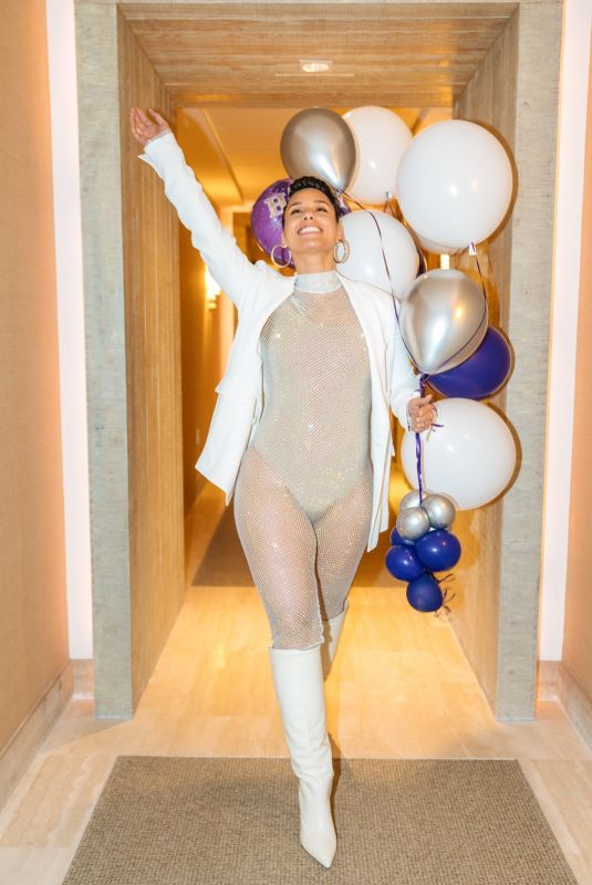 ALICIA KEYS - Instagram Photos 01/24/2022