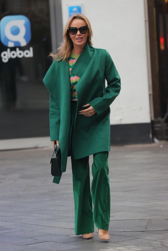 AMANDA HOLDEN Leaves Heart Radio in London 01/24/2022