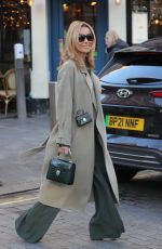 AMANDA HOLDES Arrives at Heart Radio in London 01/07/2022