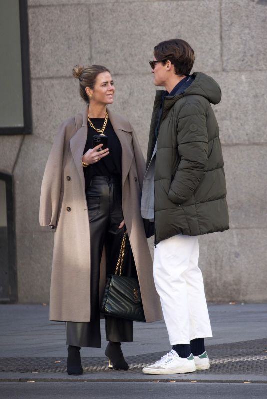 AMELIA BONO and Aitor Gomez Out in Madrid 01/19/2022