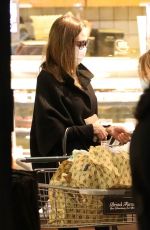 ANGELINA JOLIE Shopping at Bristol Farms in Beverly Hills 01/11/2022