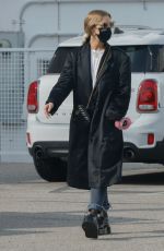 ASHLEE SIMPSON Out for Starbucks Tea and Snacks in Los Angeles 01/18/2022