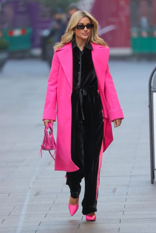 ASHLEY ROBERTS Arrives at Global Radio in London 01/14/2022