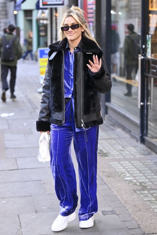 ASHLEY ROBERTS Leaves Heart FM Breakfast Show in London 01/20/2022