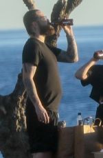 AVRIL LAVIGNE Fishing with Friends off the Coast in Malibu 01/11/2022