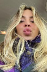 BEATRICE BOUCHARD - Instagram Photos 01/30/2022