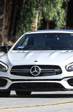 BRITNEY SPEAS Out for a Solo Drive in Thousand Oaks 01/19/2022