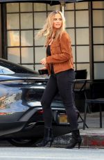 CHRISSY TEIGEN Out for Lunch at Joan