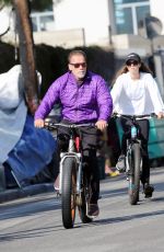 CHRISTINA and Arnold SCHWARZENEGGER Out Riding Bikes in Los Angeles 01/18/2022