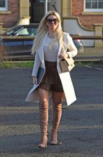 CHRISTINE MCGUINNESS Heading to a Hair Salon in Cheshire 01/18/2022