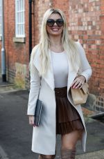 CHRISTINE MCGUINNESS Heading to a Hair Salon in Cheshire 01/18/2022