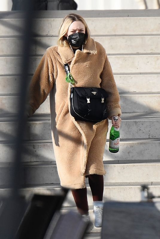 DAKOTA FANNING Heading to a Gym in Venice 01/29/2022