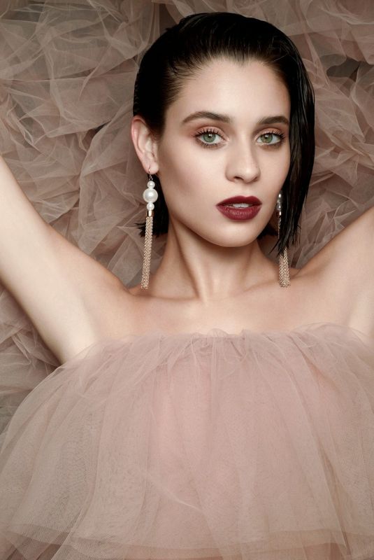 DANIELA MELCHOIR for The Untitled Magazine, January 2022