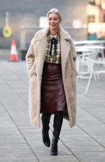 DENISE VAN OUTEN Aarrives at Steph