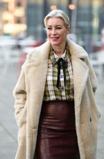 DENISE VAN OUTEN Aarrives at Steph